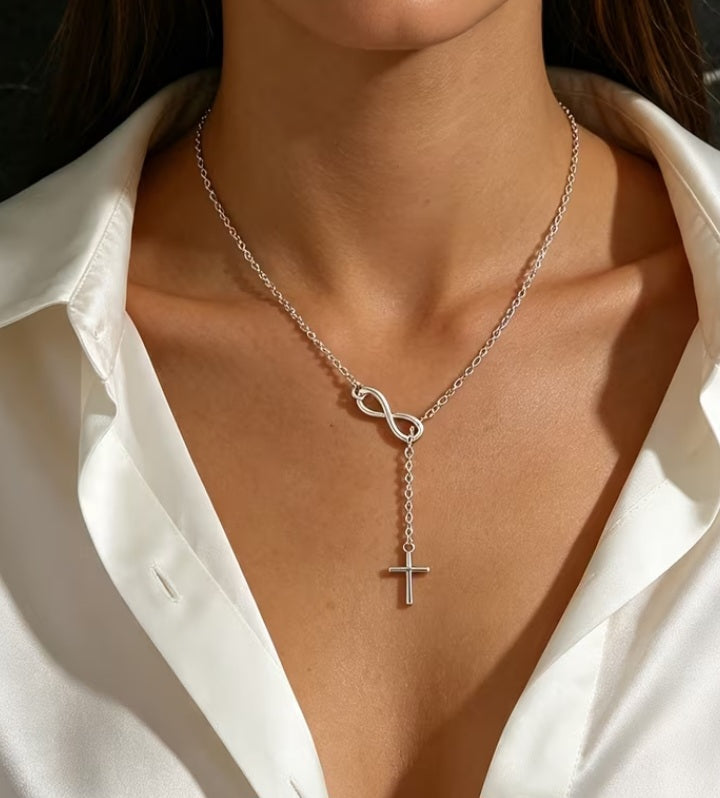 Live by faith women necklace